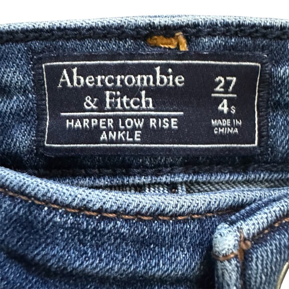 Abercrombie & Fitch Harper Low Rise Embroidered Distressed Jeans 27/4S - Picture 3 of 11